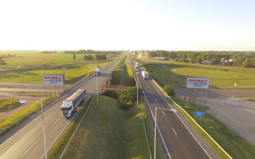 Torres Autopista Bs As – Rosario – Altura San Nicolas